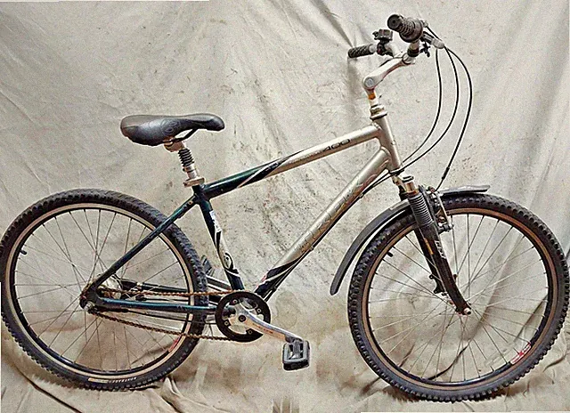 2005 Trek Navigator 400 Comfort Hybrid Bike 16.5" Small Suspension Fork 7S Nexus