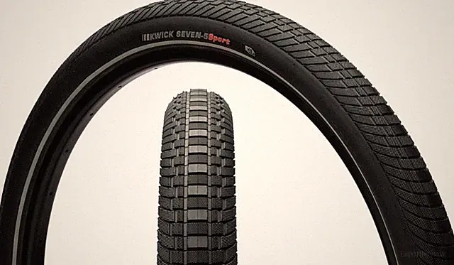 Kenda Kwick Seven.5 Tire 27.5x2.2 Clincher Wire Black/Reflective KS