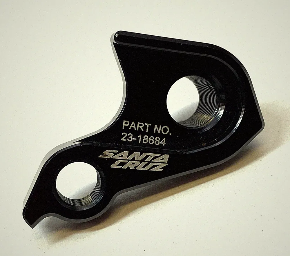 new genuine SANTA CRUZ Derailleur Hanger 23-18684 Wheels Mfg # 368