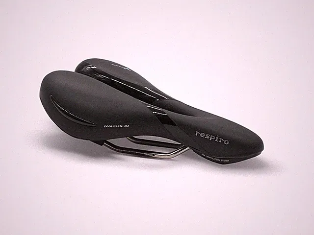 Selle Royal Respiro Moderate Unisex Bike Saddle 275mm x 180mm Black
