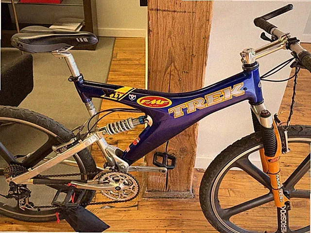 Trek Carbon Fiber Model Y-11