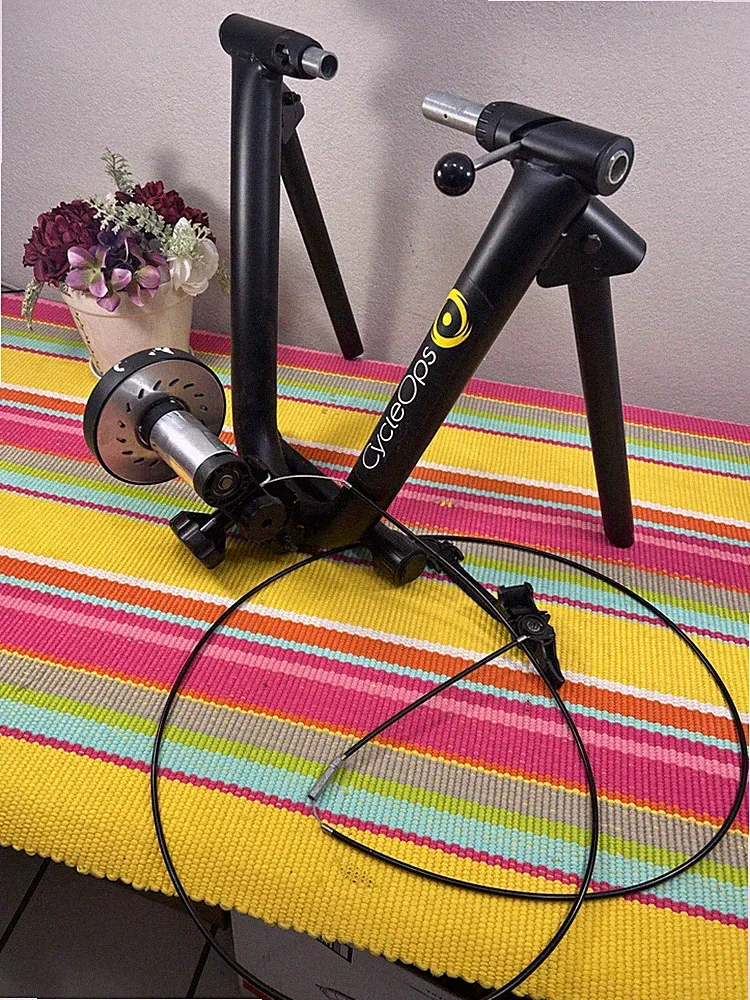 TREK CycleOps 9903 Magneto Black Indoor And Outdoor Adjustable Bicycle Trainer