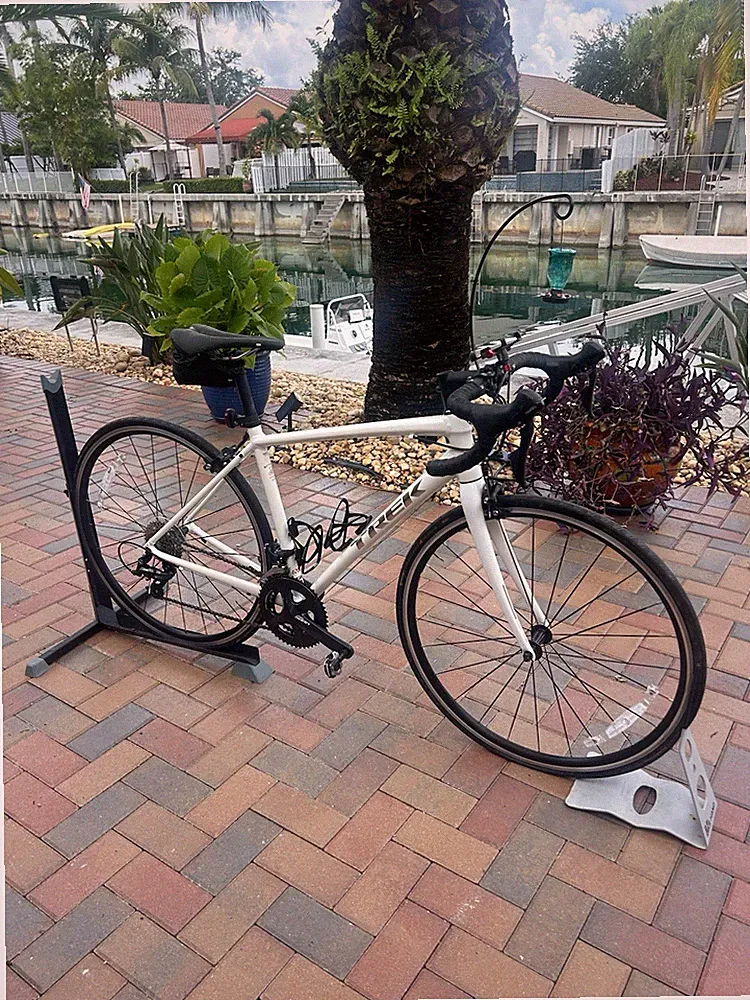 Trek Domane Al 3 Gen 3 Road Bike Size 52cm White