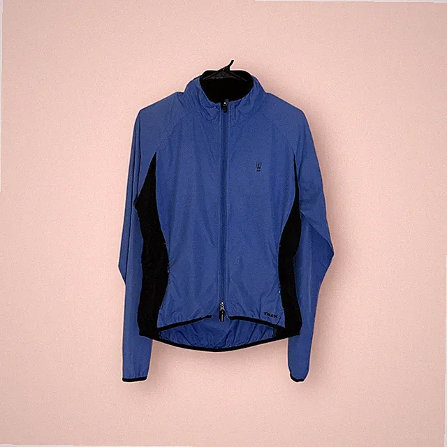 Unisex Trek Biking Jacket Windproof Ultra-Light Rainproof Back Pocket.