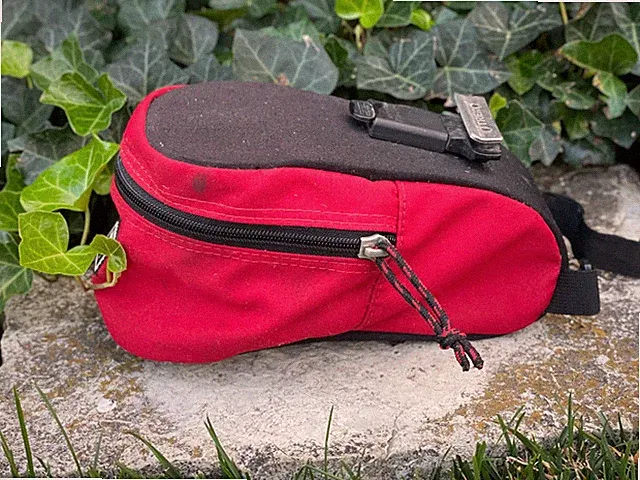 Vintage Trek Saddle Bag w/ Quick Cleat Mount - Red Large 90s Mountain & Road